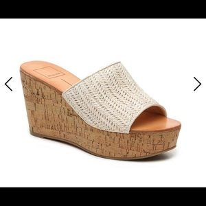 New in box dolce vita birdie wedges!